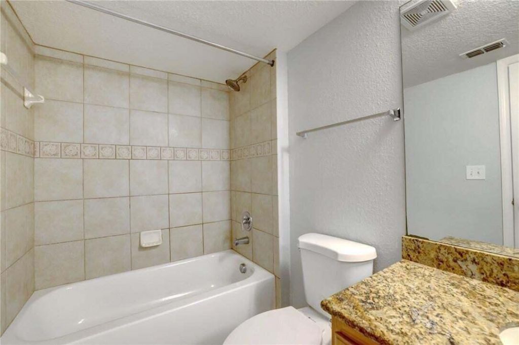 231 SW Palm Drive, Unit 207, Port Saint Lucie, FL 34986 Photo