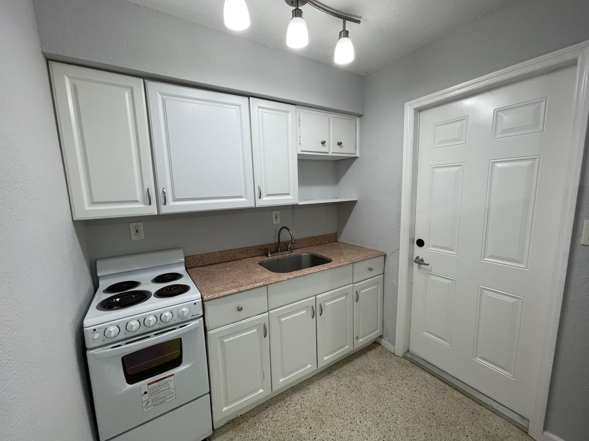1708 NE 20th Avenue, Unit 4, Fort Lauderdale, FL 33305 Photo