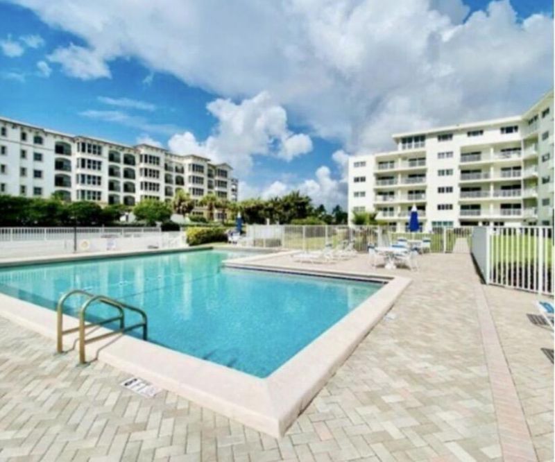 33 S Ocean Avenue, Unit 501, Palm Beach Shores, FL 33404 Photo