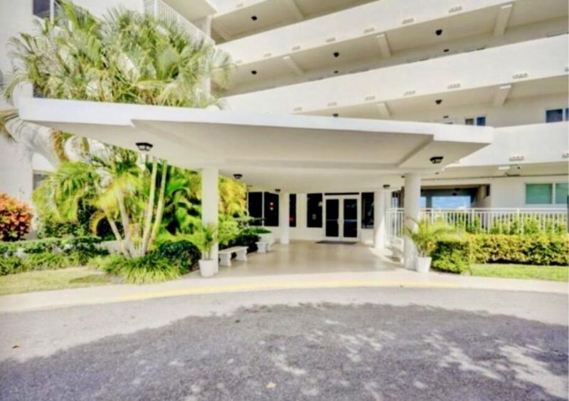 33 S Ocean Avenue, Unit 501, Palm Beach Shores, FL 33404 Photo