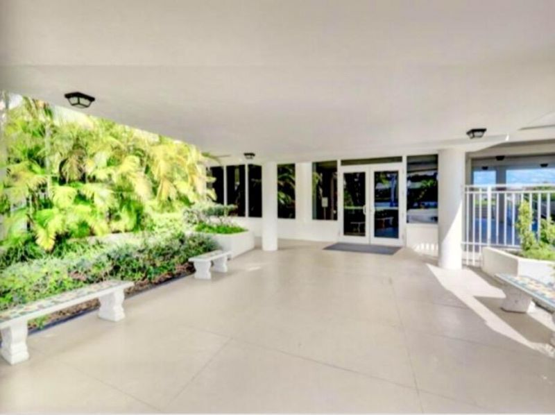 33 S Ocean Avenue, Unit 501, Palm Beach Shores, FL 33404 Photo