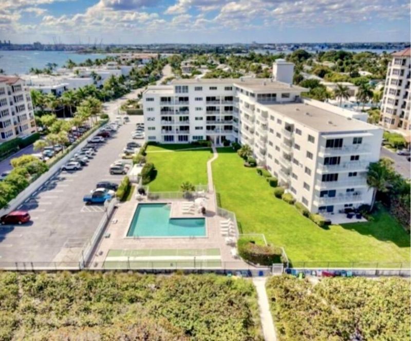 33 S Ocean Avenue, Unit 501, Palm Beach Shores, FL 33404 Photo