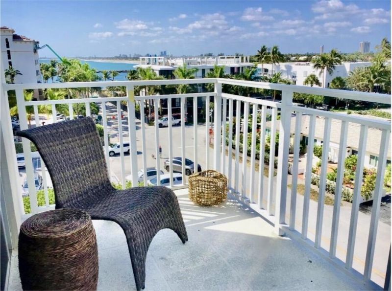 33 S Ocean Avenue, Unit 501, Palm Beach Shores, FL 33404 Photo