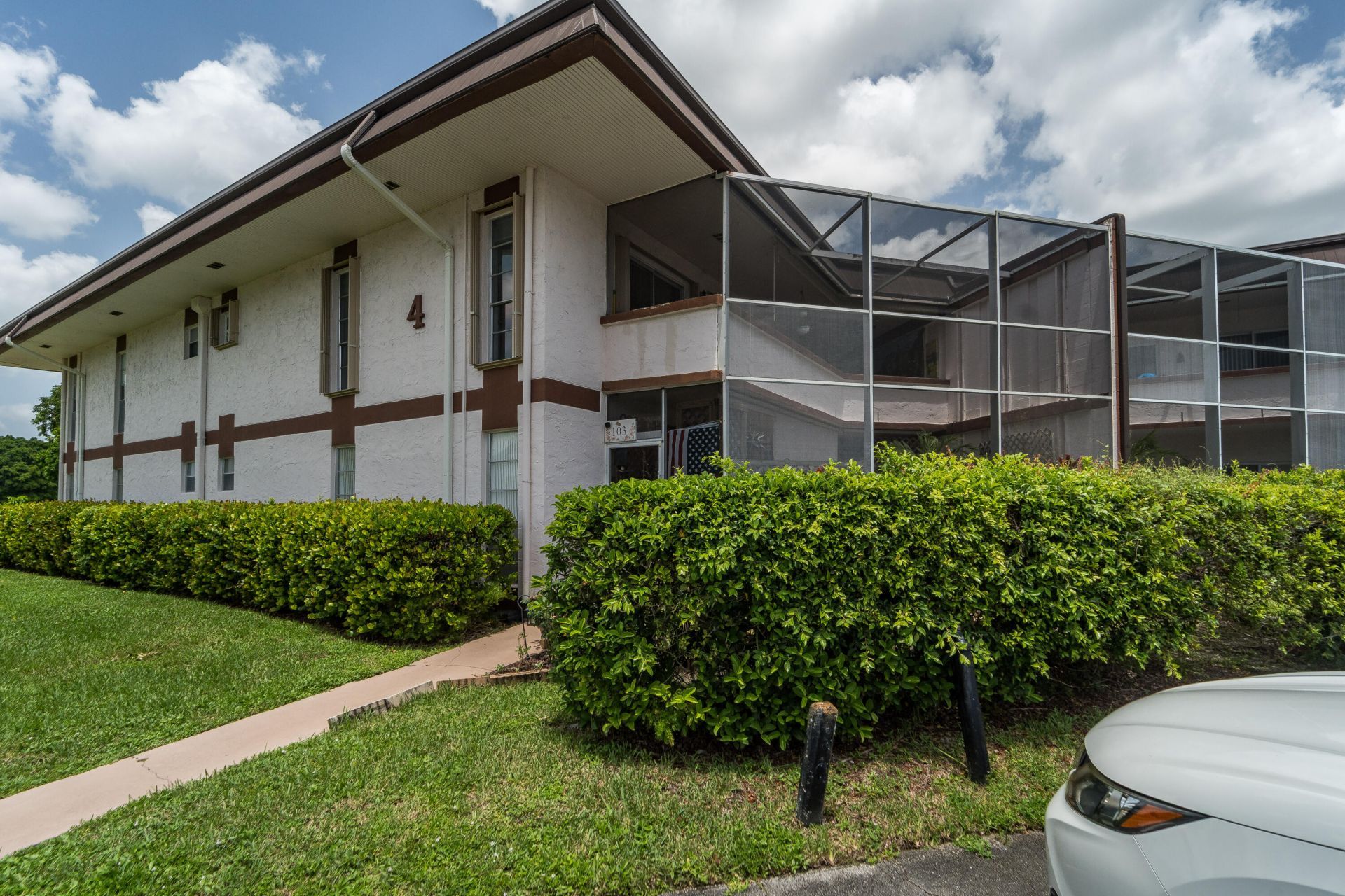4 Greenway Village N, Unit 203, Royal Palm Beach, FL 33411 Photo