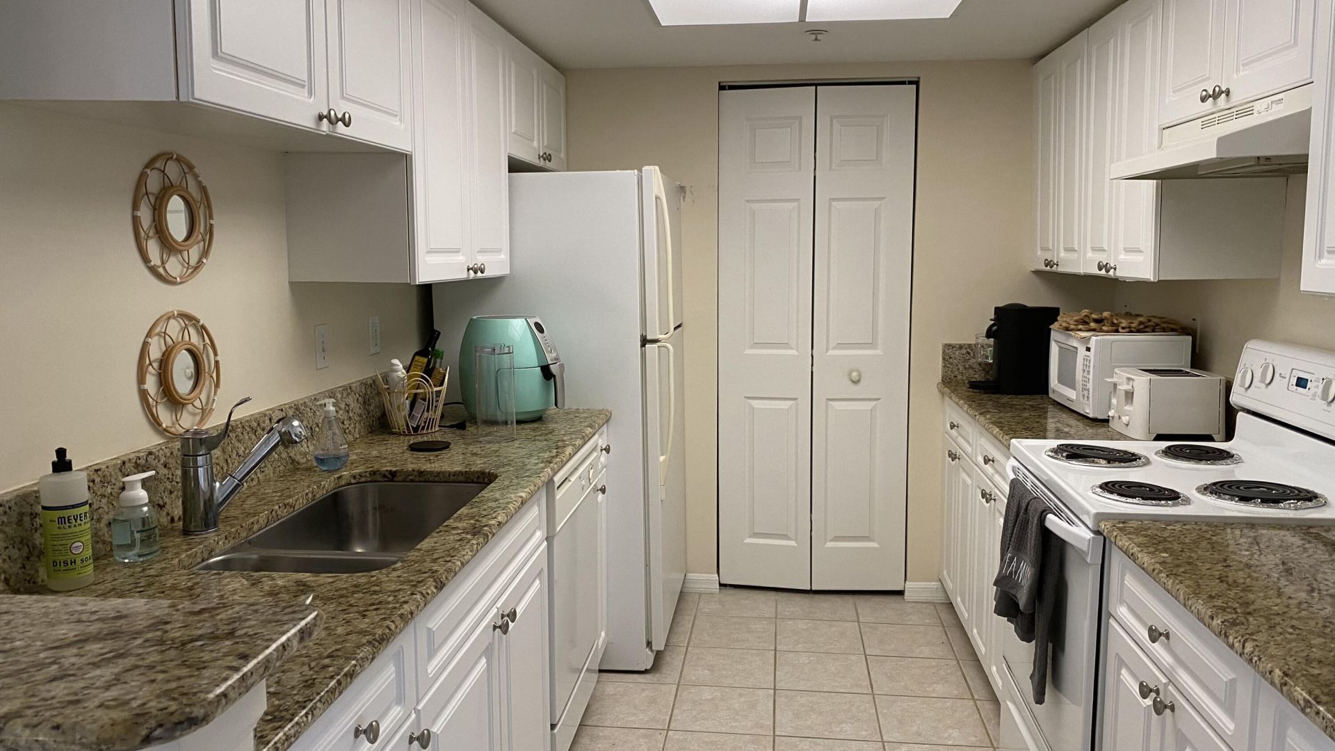 100 Crestwood Court N, Unit 103, Royal Palm Beach, FL 33411 Photo