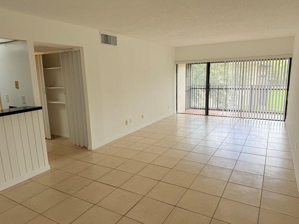 5981 WASHINGTON Street, Unit 207, Hollywood, FL 33023