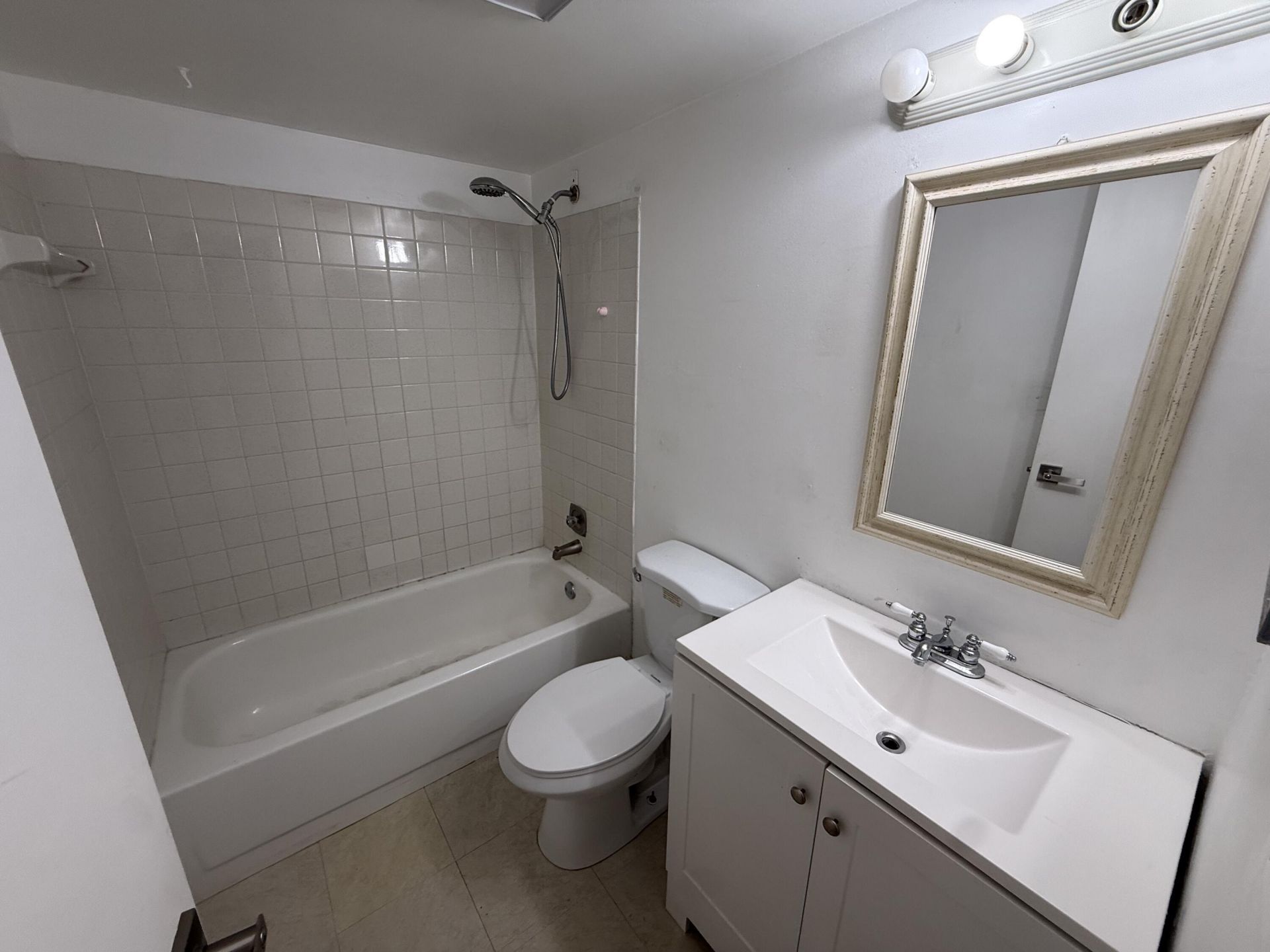5981 Washington Street, Unit 207, Hollywood, FL 33023 Photo