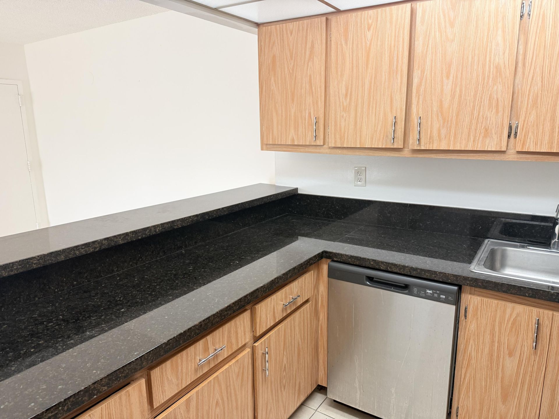5981 Washington Street, Unit 207, Hollywood, FL 33023 Photo