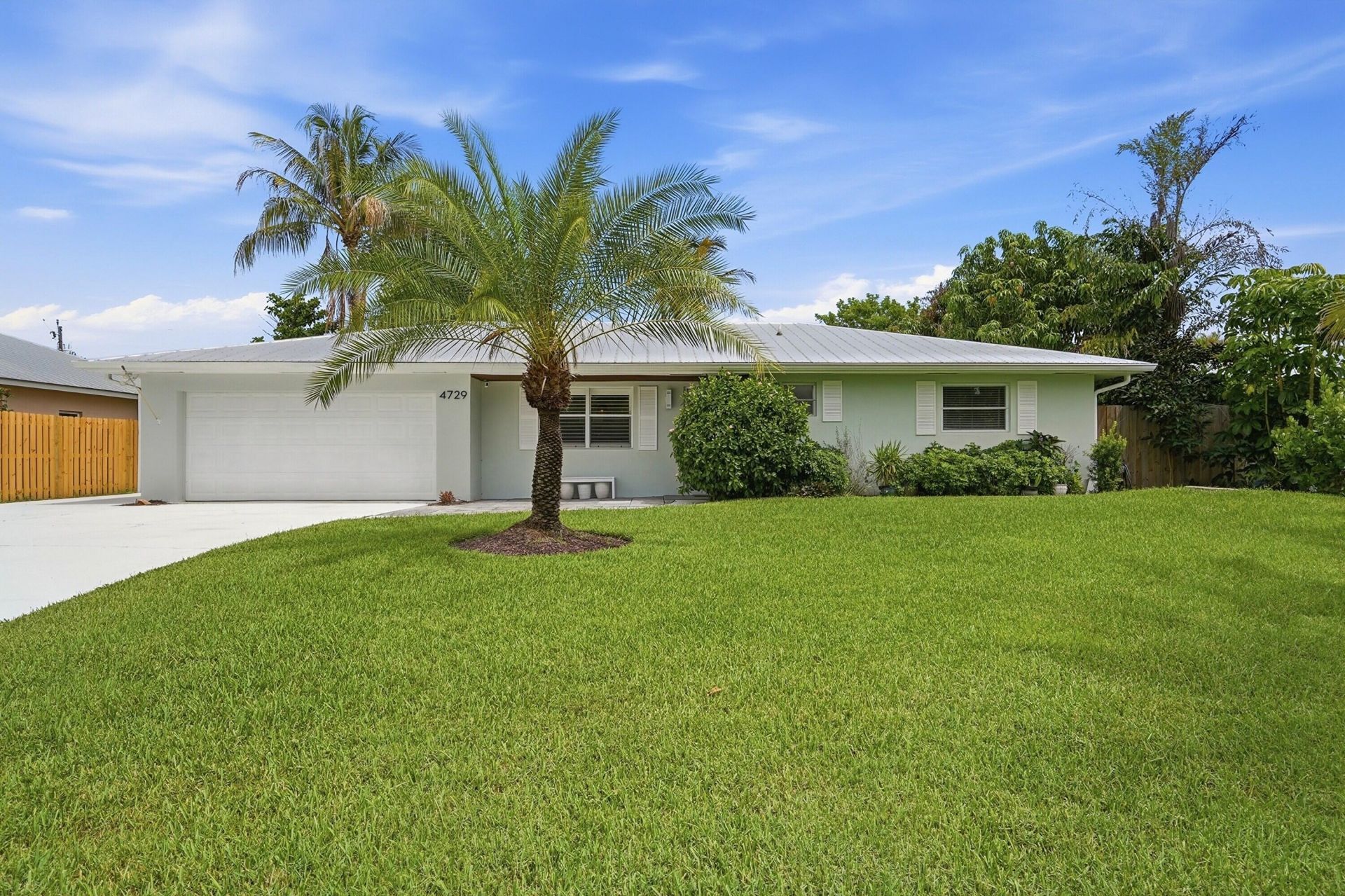 4729 SE Bayshore Terrace, Stuart, FL 34997 Photo