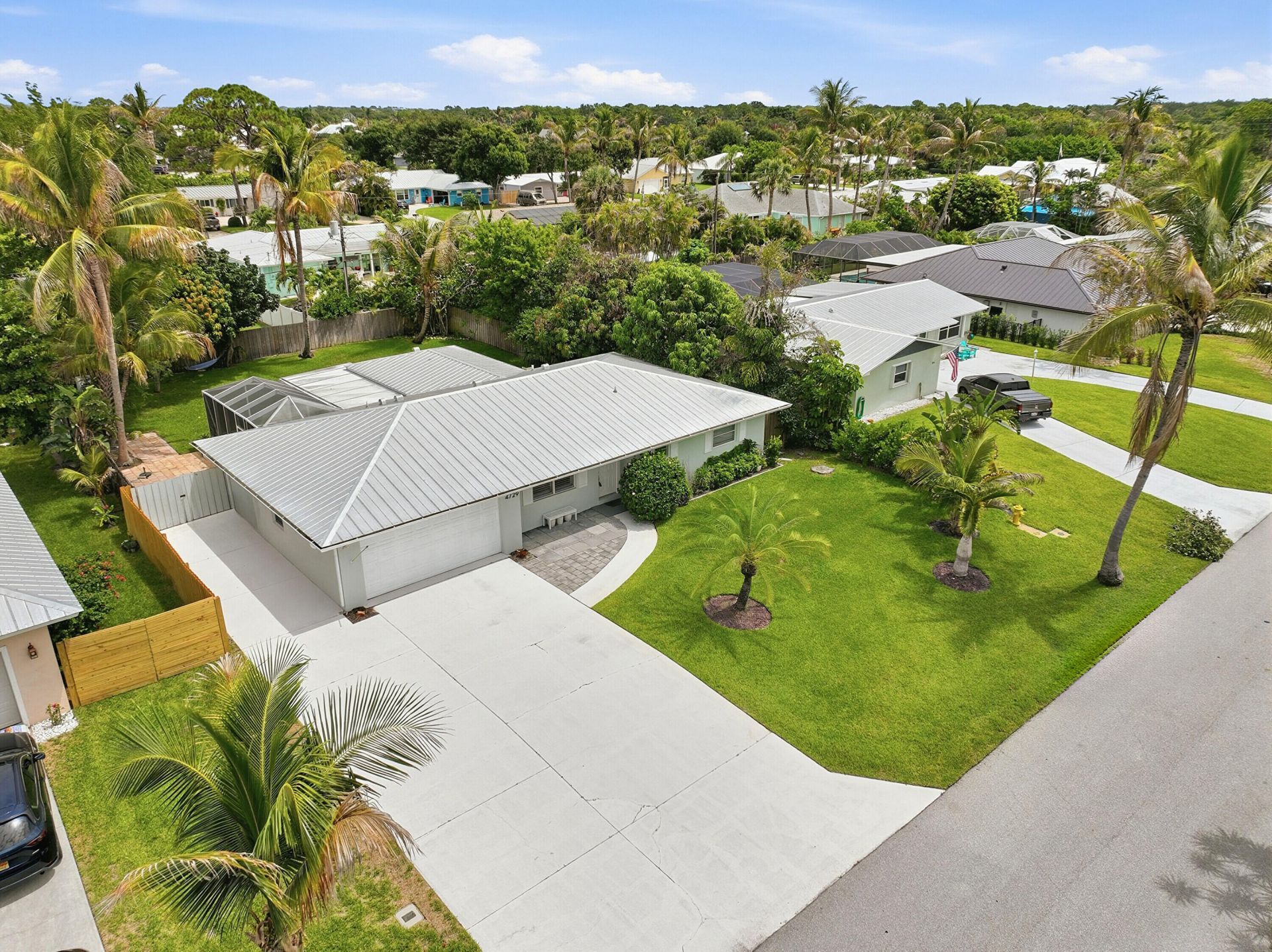 4729 SE Bayshore Terrace, Stuart, FL 34997 Photo