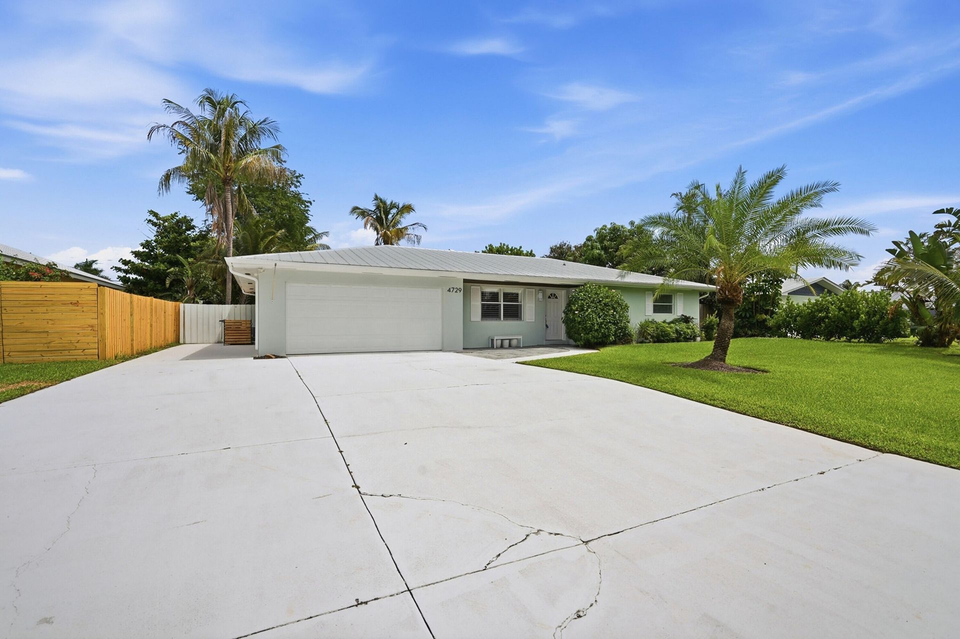 4729 SE Bayshore Terrace, Stuart, FL 34997 Photo