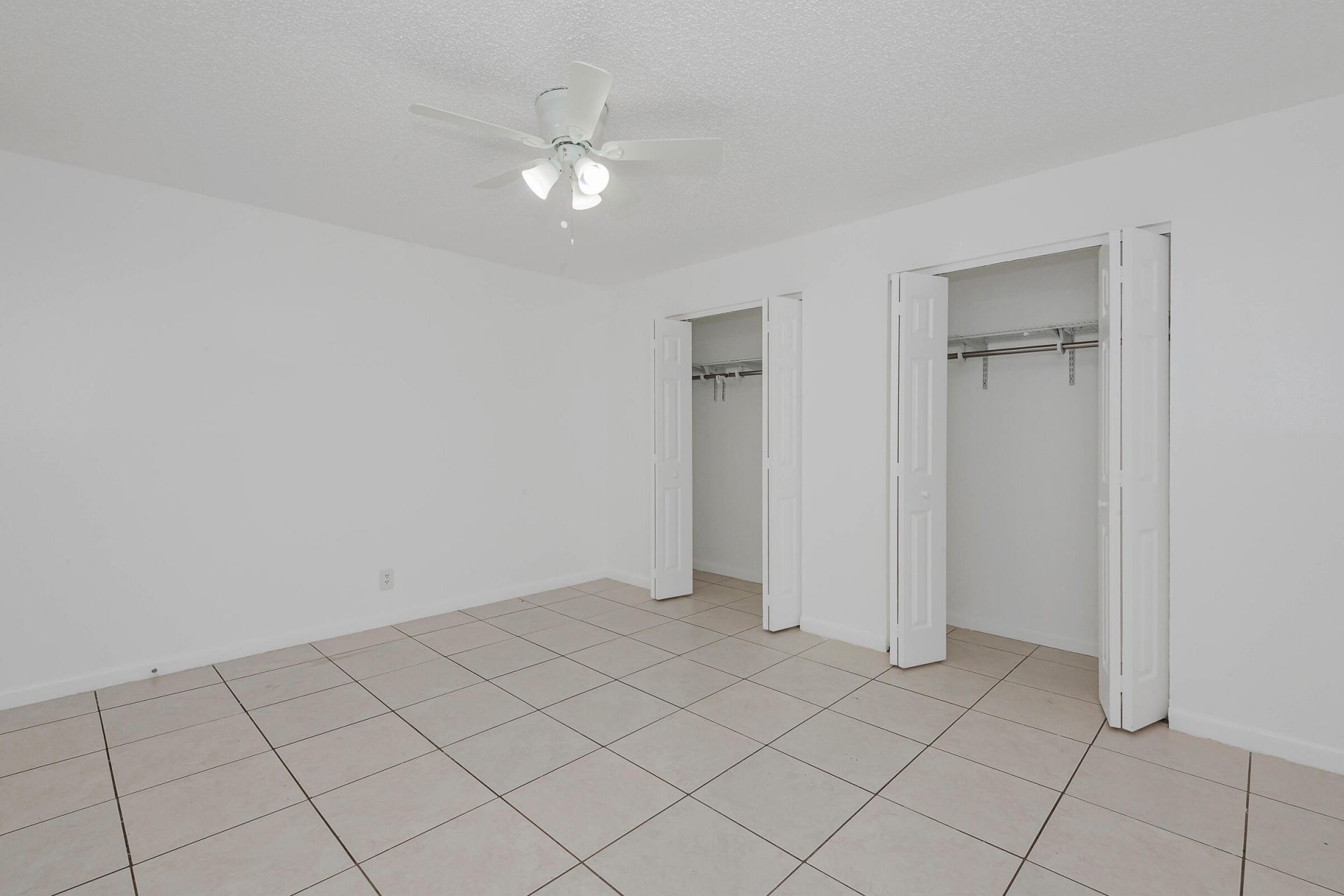 8830 W Sample Road, Unit 8, Coral Springs, FL 33065 Photo