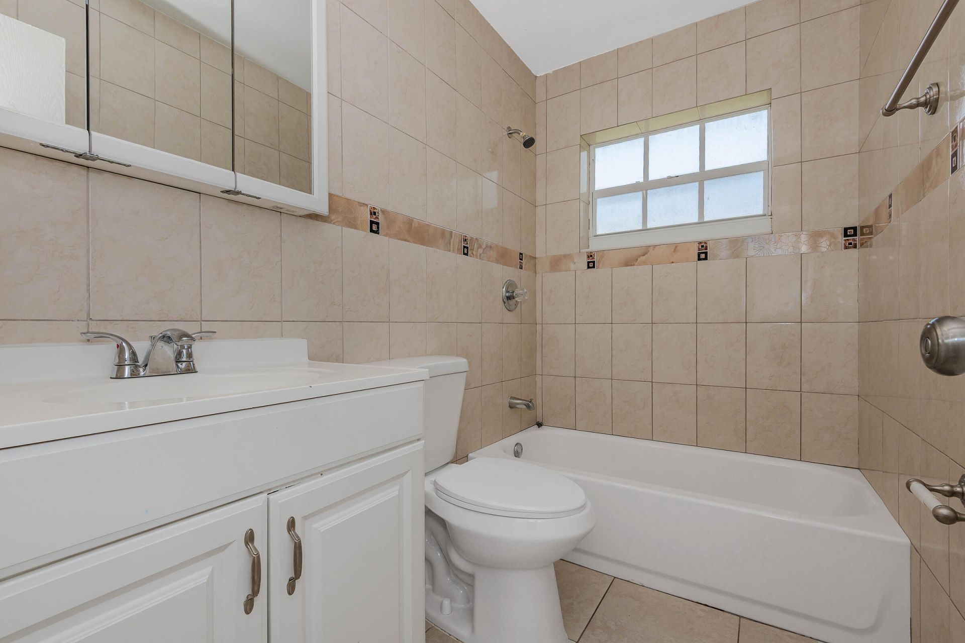 8830 W Sample Road, Unit 8, Coral Springs, FL 33065 Photo