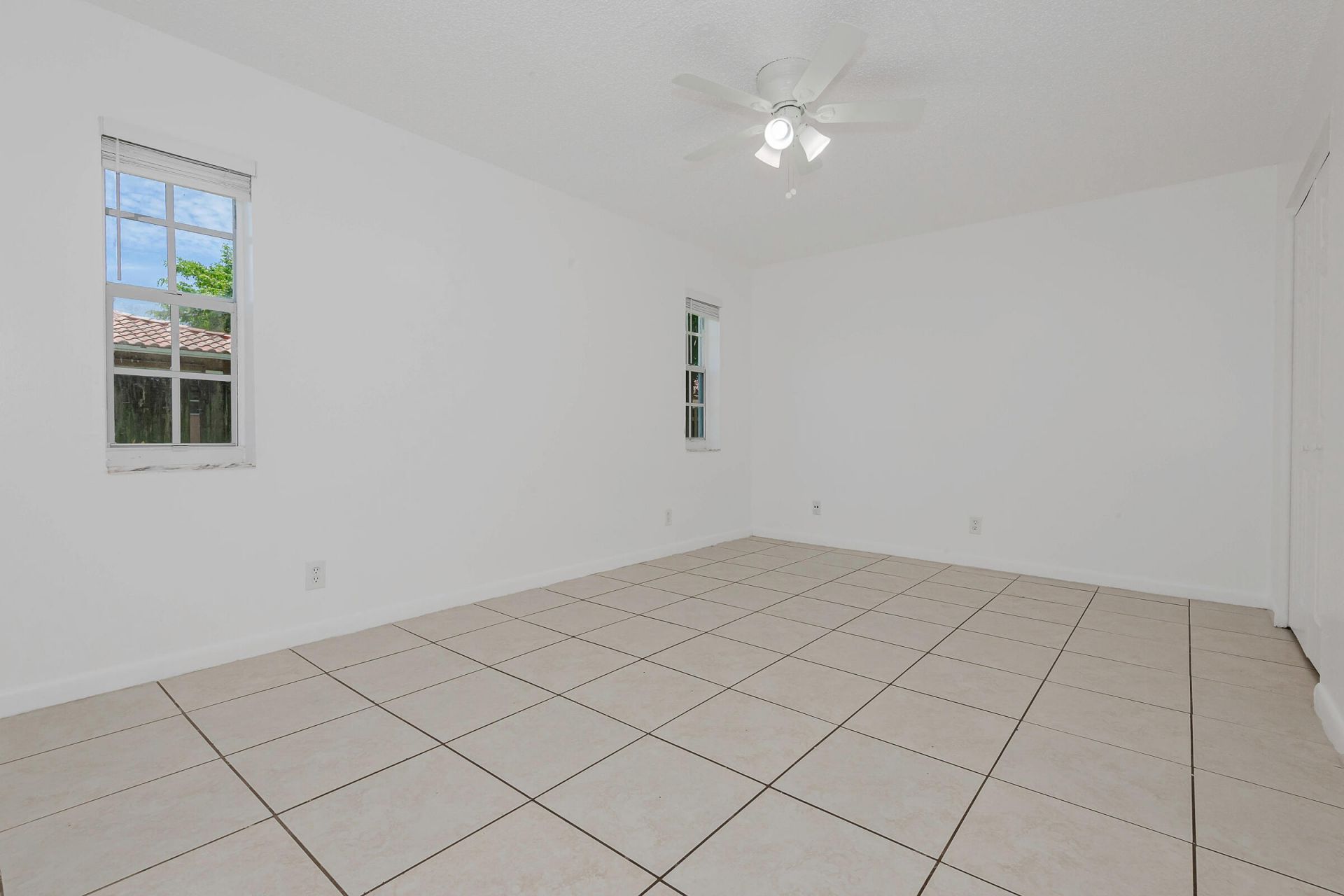 8830 W Sample Road, Unit 8, Coral Springs, FL 33065 Photo