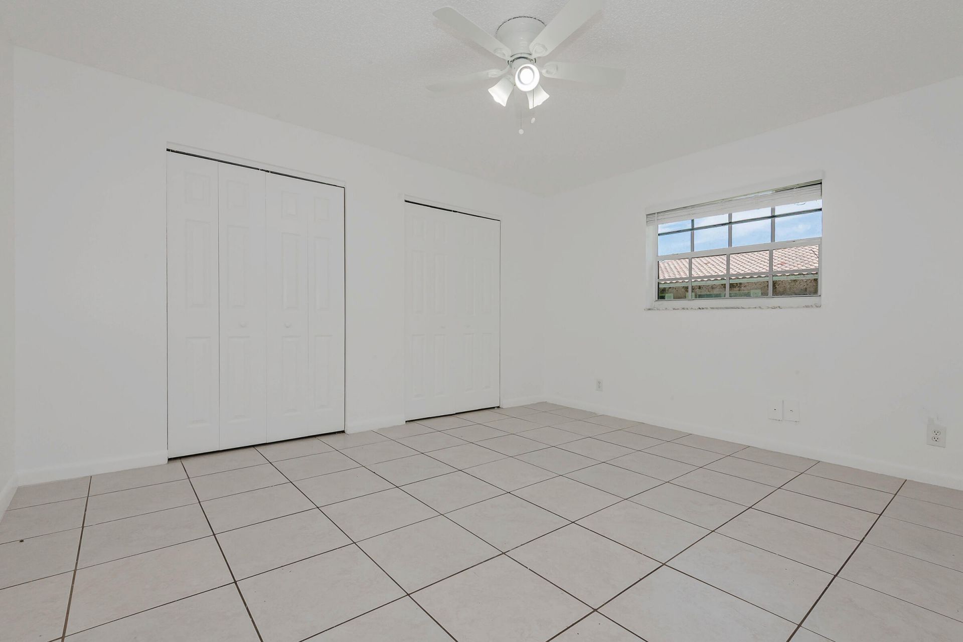 8830 W Sample Road, Unit 8, Coral Springs, FL 33065 Photo