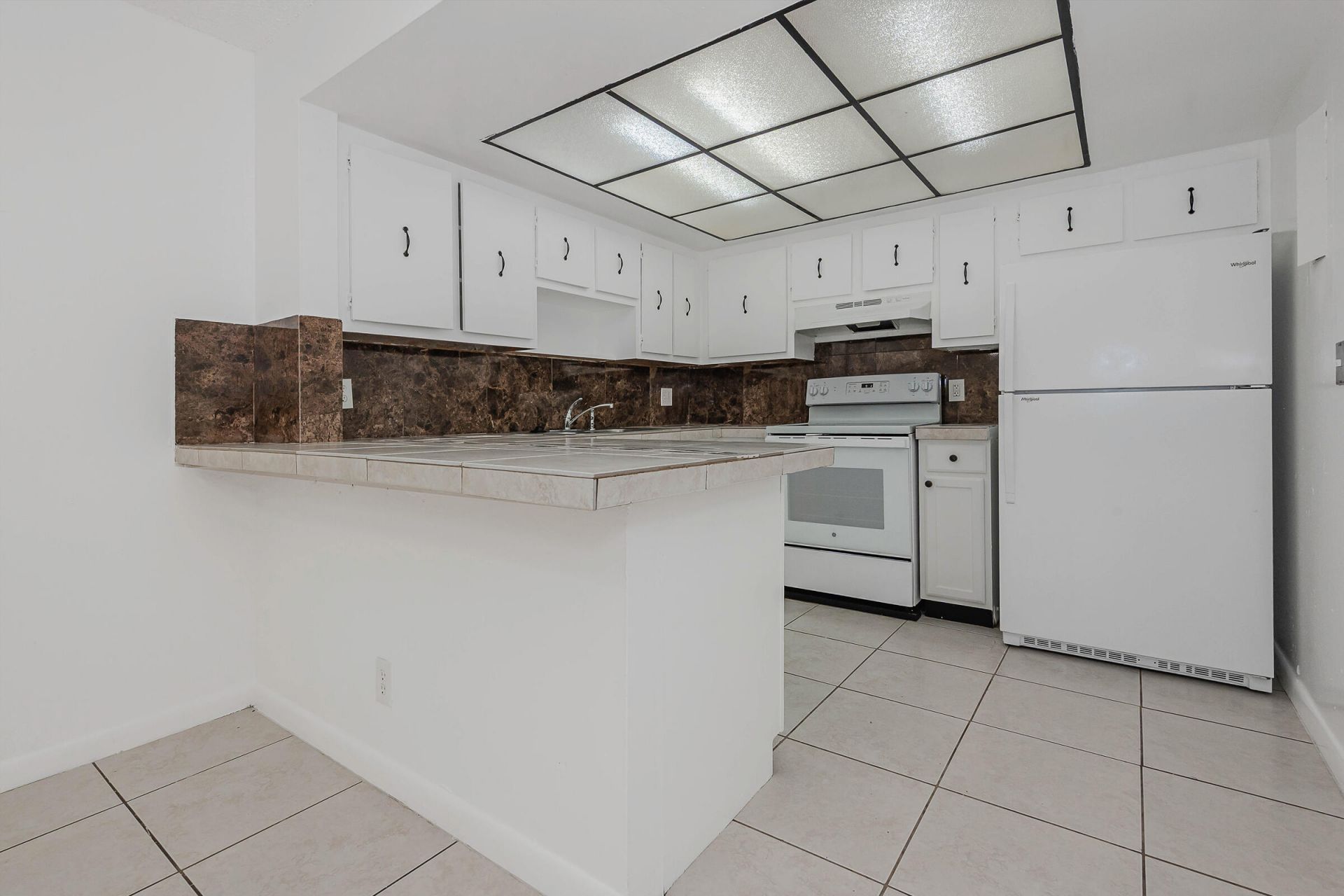 8830 W Sample Road, Unit 8, Coral Springs, FL 33065 Photo