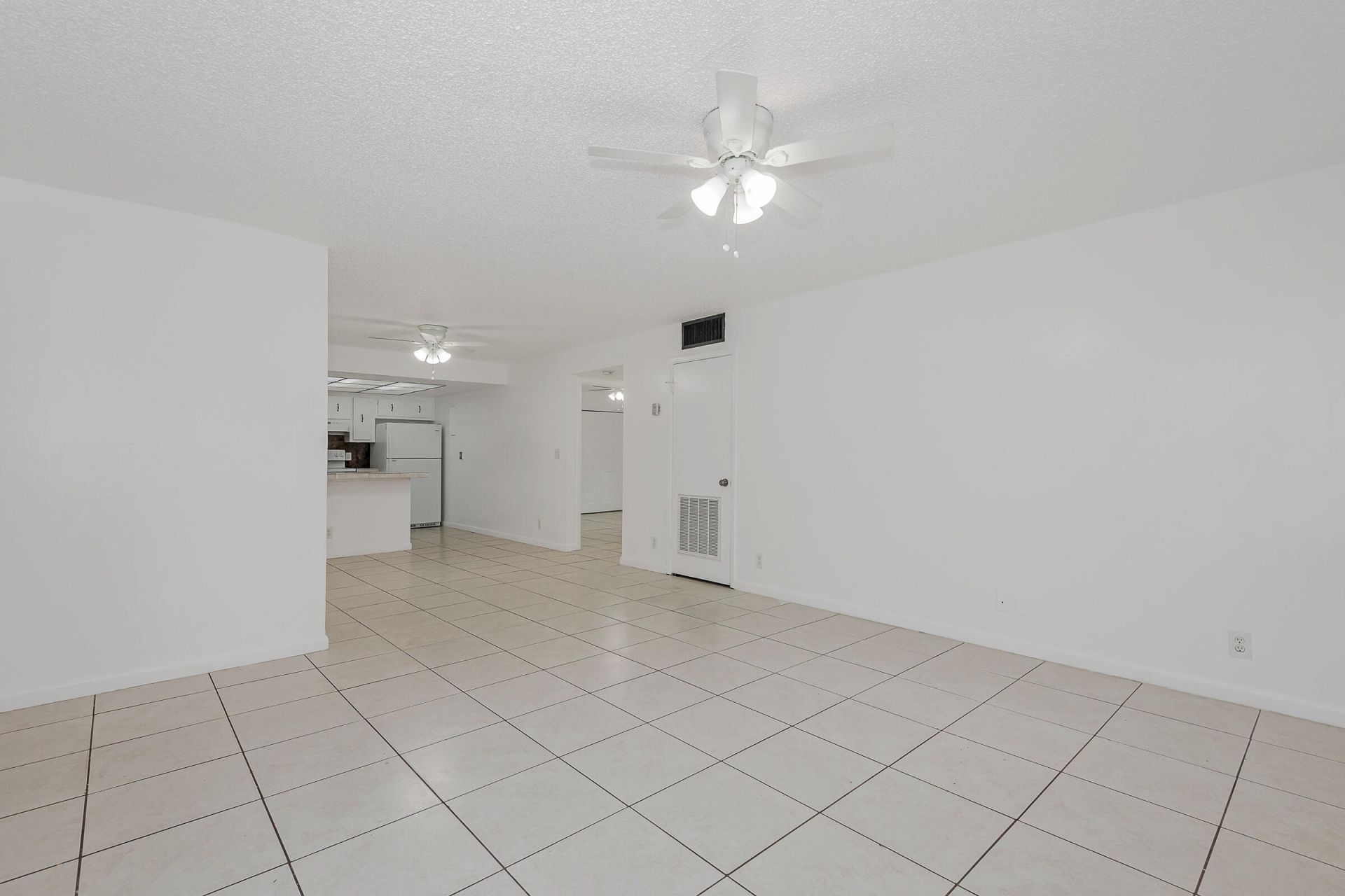 8830 W Sample Road, Unit 8, Coral Springs, FL 33065 Photo