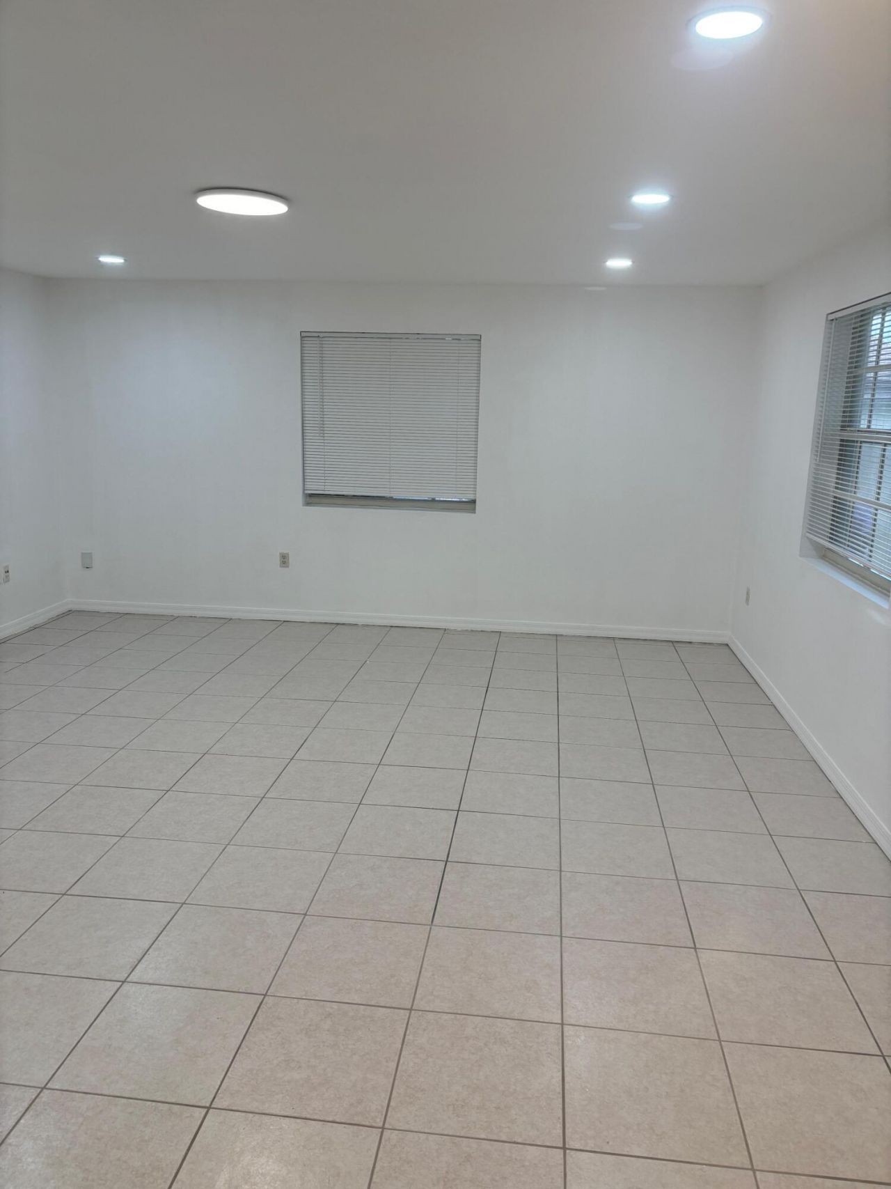 1208 N 57th Avenue, Unit B, Hollywood, FL 33021 Photo