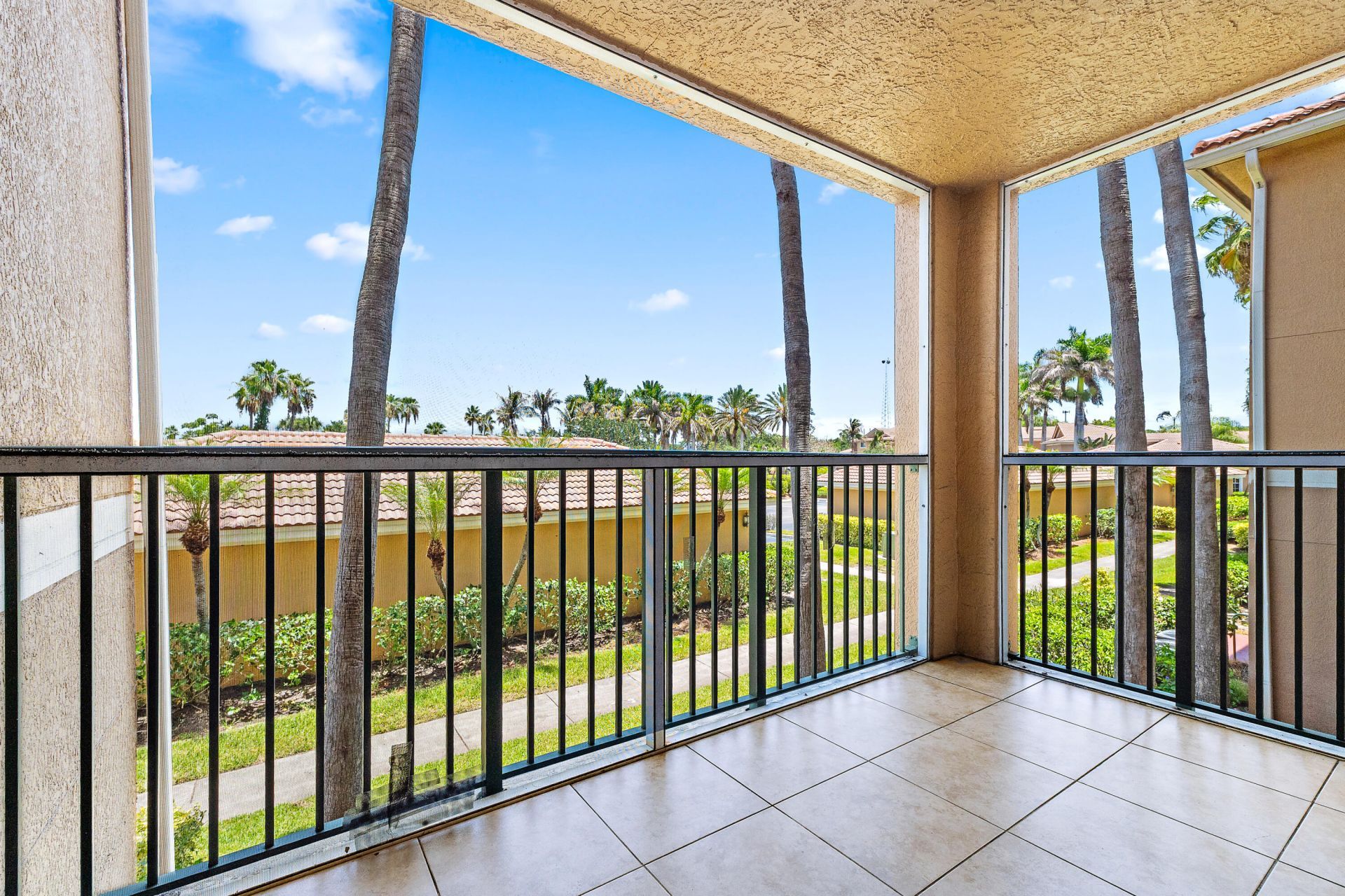 3759 NW Mediterranean Lane, Unit 2-209, Jensen Beach, FL 34957 Photo