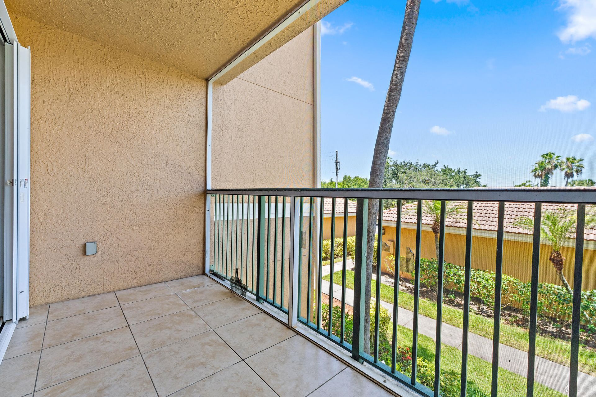 3759 NW Mediterranean Lane, Unit 2-209, Jensen Beach, FL 34957 Photo