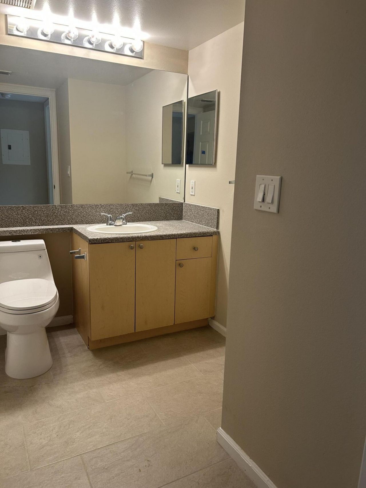 3759 NW Mediterranean Lane, Unit 2-209, Jensen Beach, FL 34957 Photo