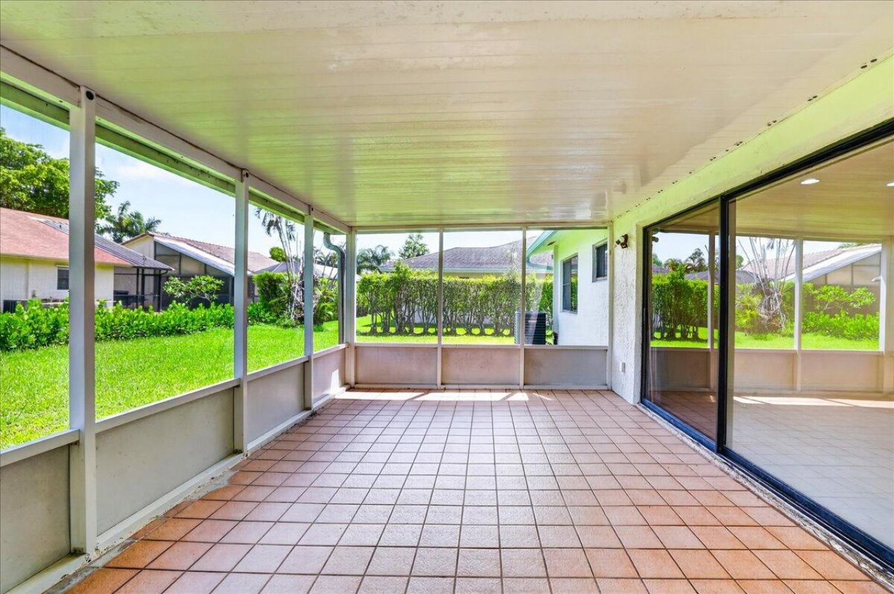 10100 NW 71st Place, Tamarac, FL 33321 Photo
