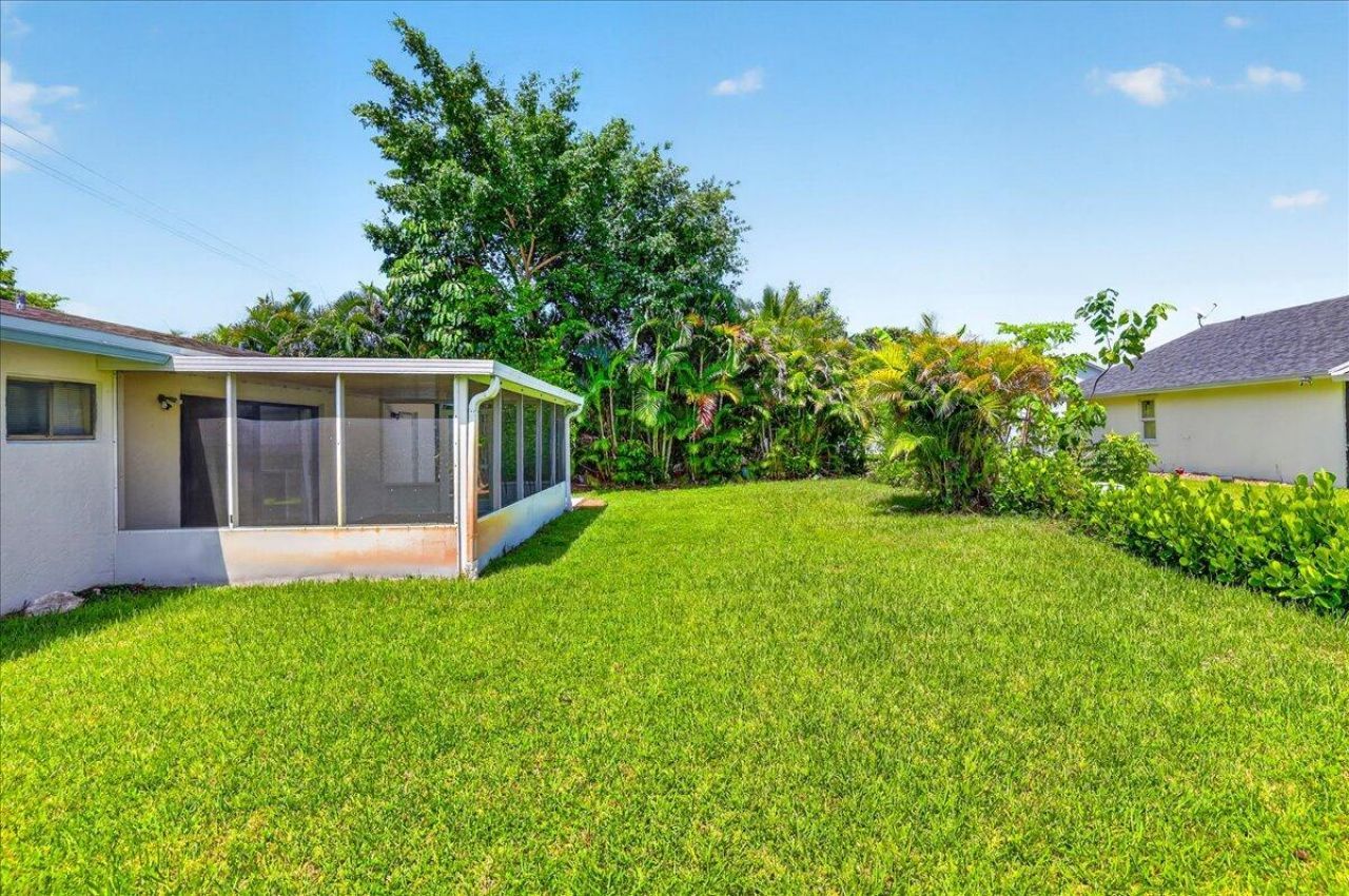 10100 NW 71st Place, Tamarac, FL 33321 Photo