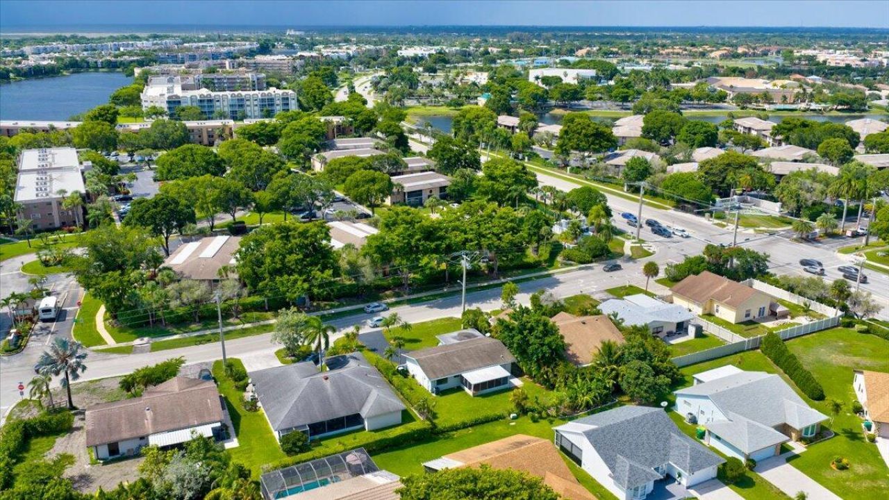 10100 NW 71st Place, Tamarac, FL 33321 Photo