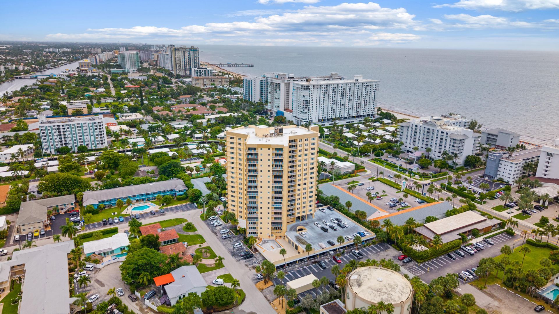 1200 Hibiscus Avenue, Unit 201, Pompano Beach, FL 33062 Photo