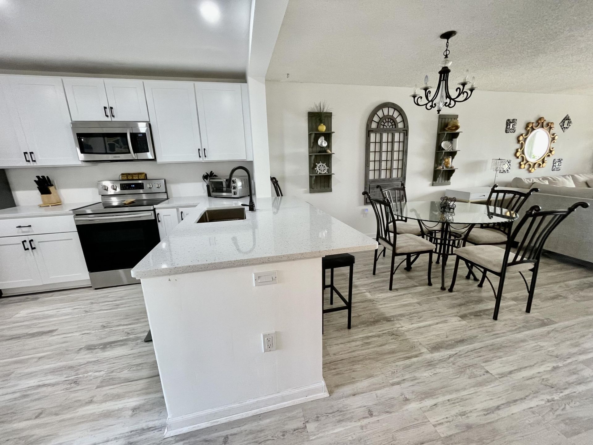 7430 S Ocean Drive, Unit 219, Jensen Beach, FL 34957 Photo