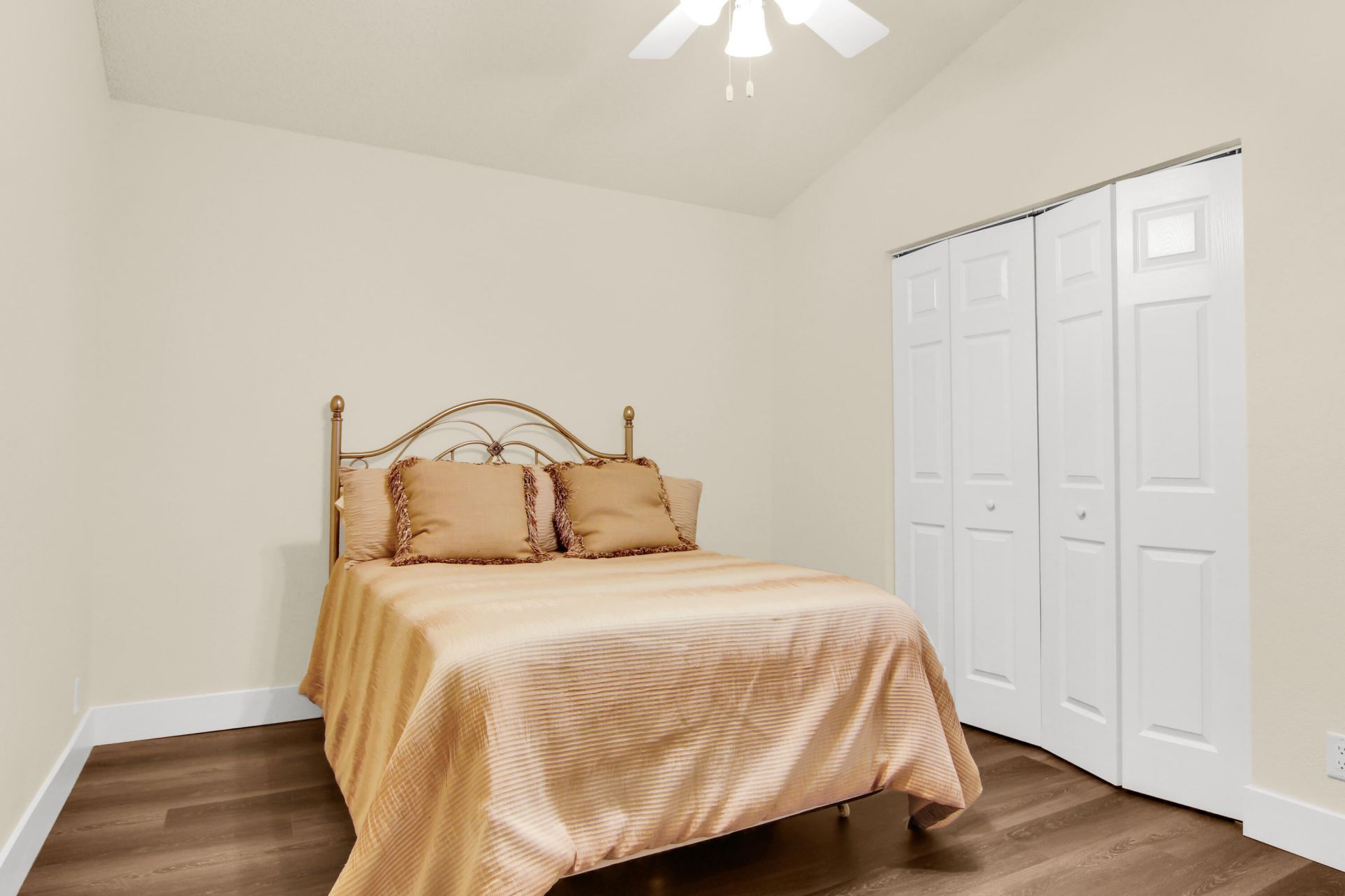 4692 Lakeside Circle, West Palm Beach, FL 33417 Photo