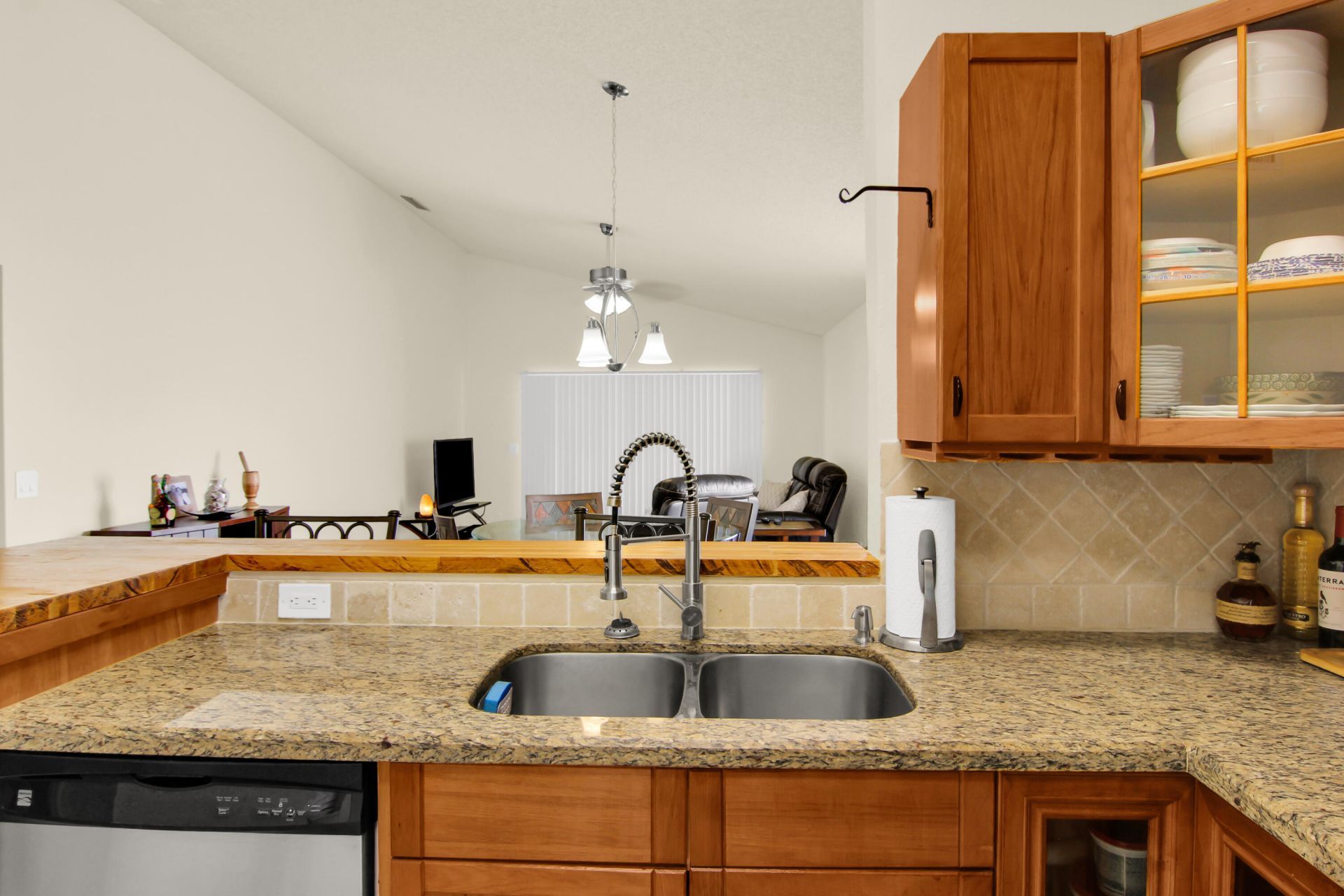 4692 Lakeside Circle, West Palm Beach, FL 33417 Photo