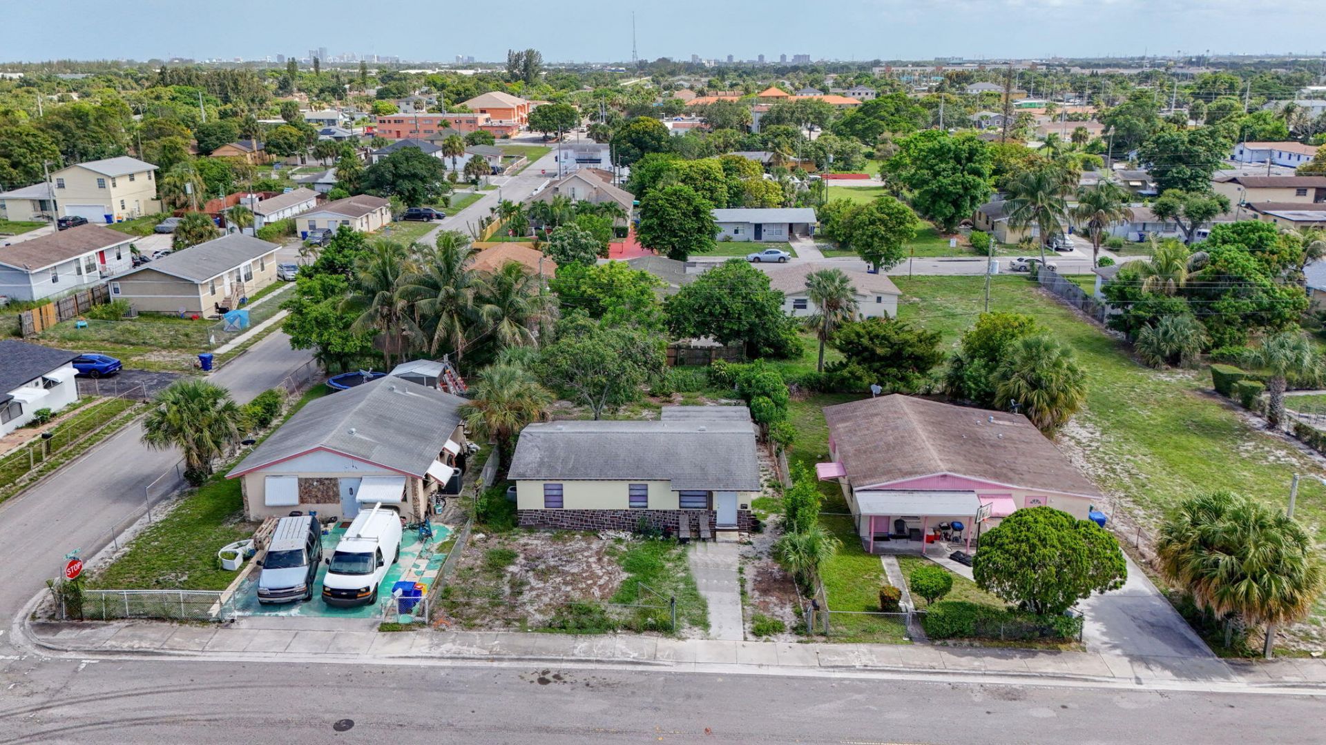 1511 W 32nd Street, West Palm Beach, FL 33404 Photo