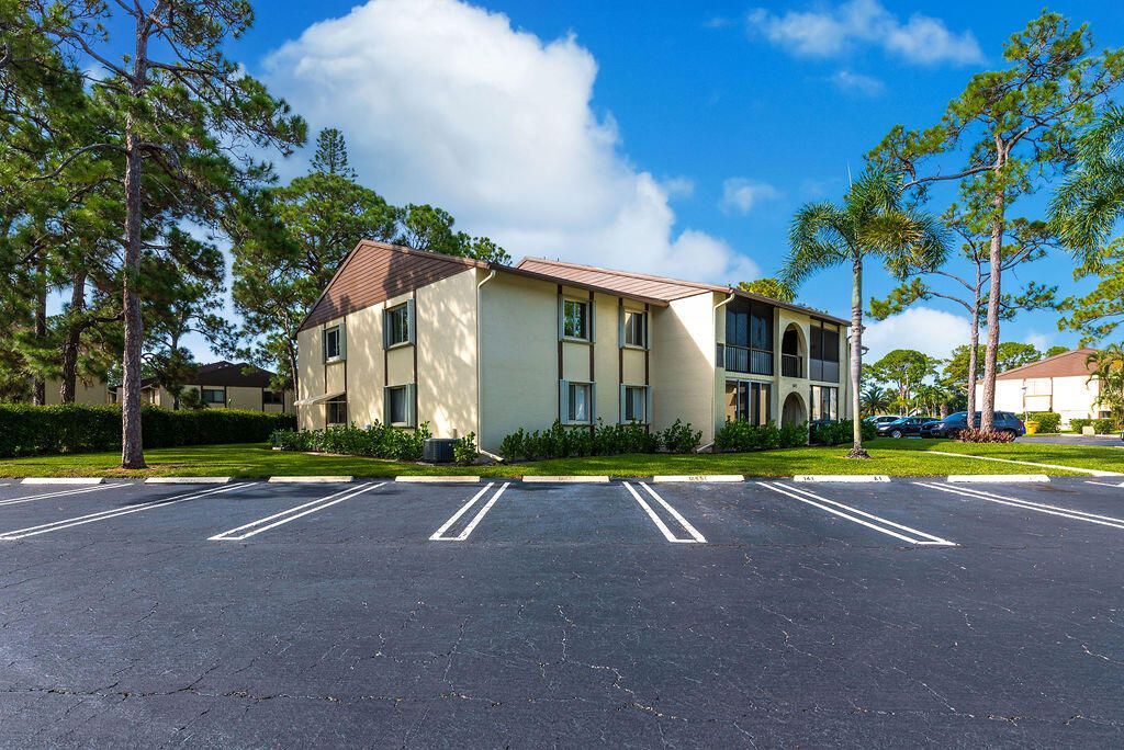 141 Lake Pine Circle, Unit A-2, Greenacres, FL 33463 Photo