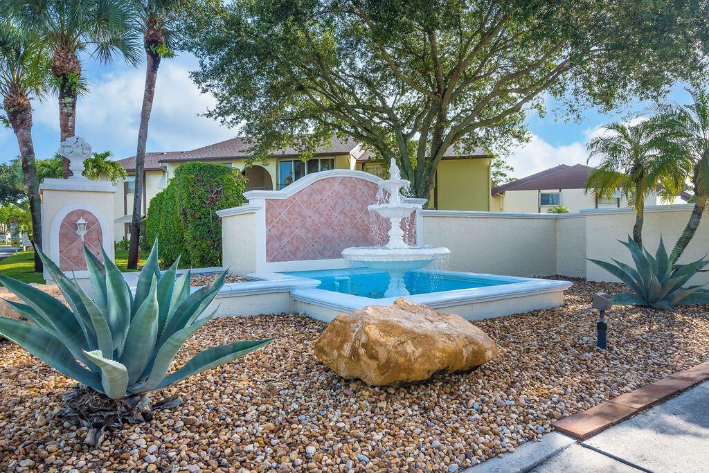 141 Lake Pine Circle, Unit A-2, Greenacres, FL 33463 Photo