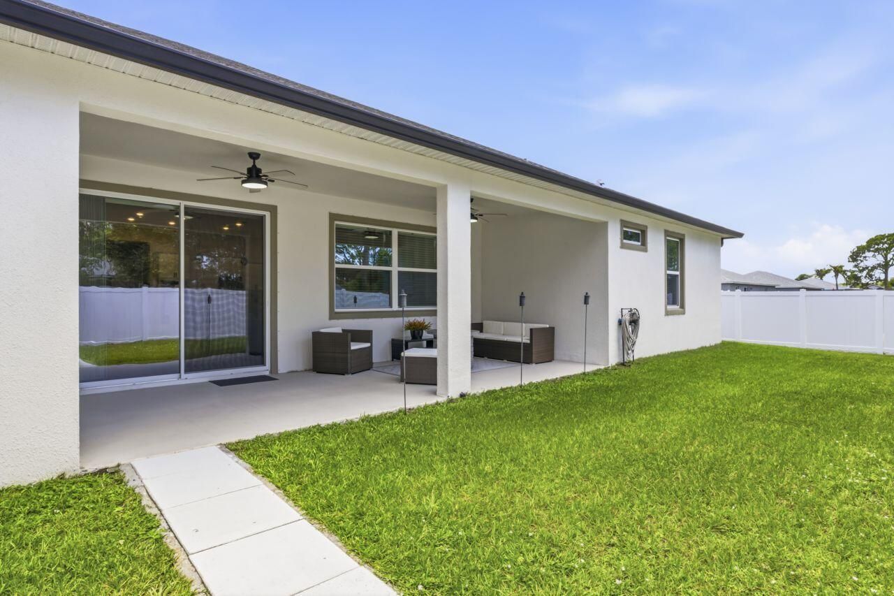 179 SW De Gouvea Terrace, Port Saint Lucie, FL 34984 Photo