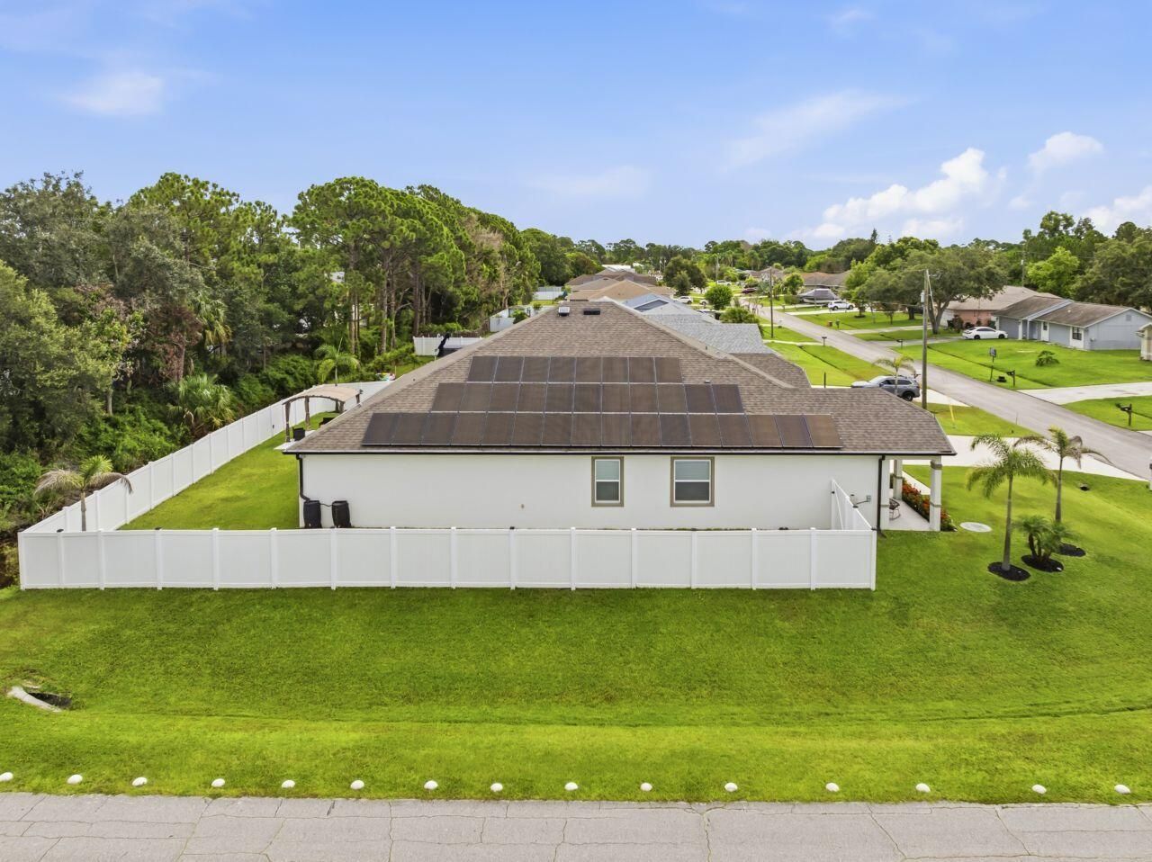 179 SW De Gouvea Terrace, Port Saint Lucie, FL 34984 Photo