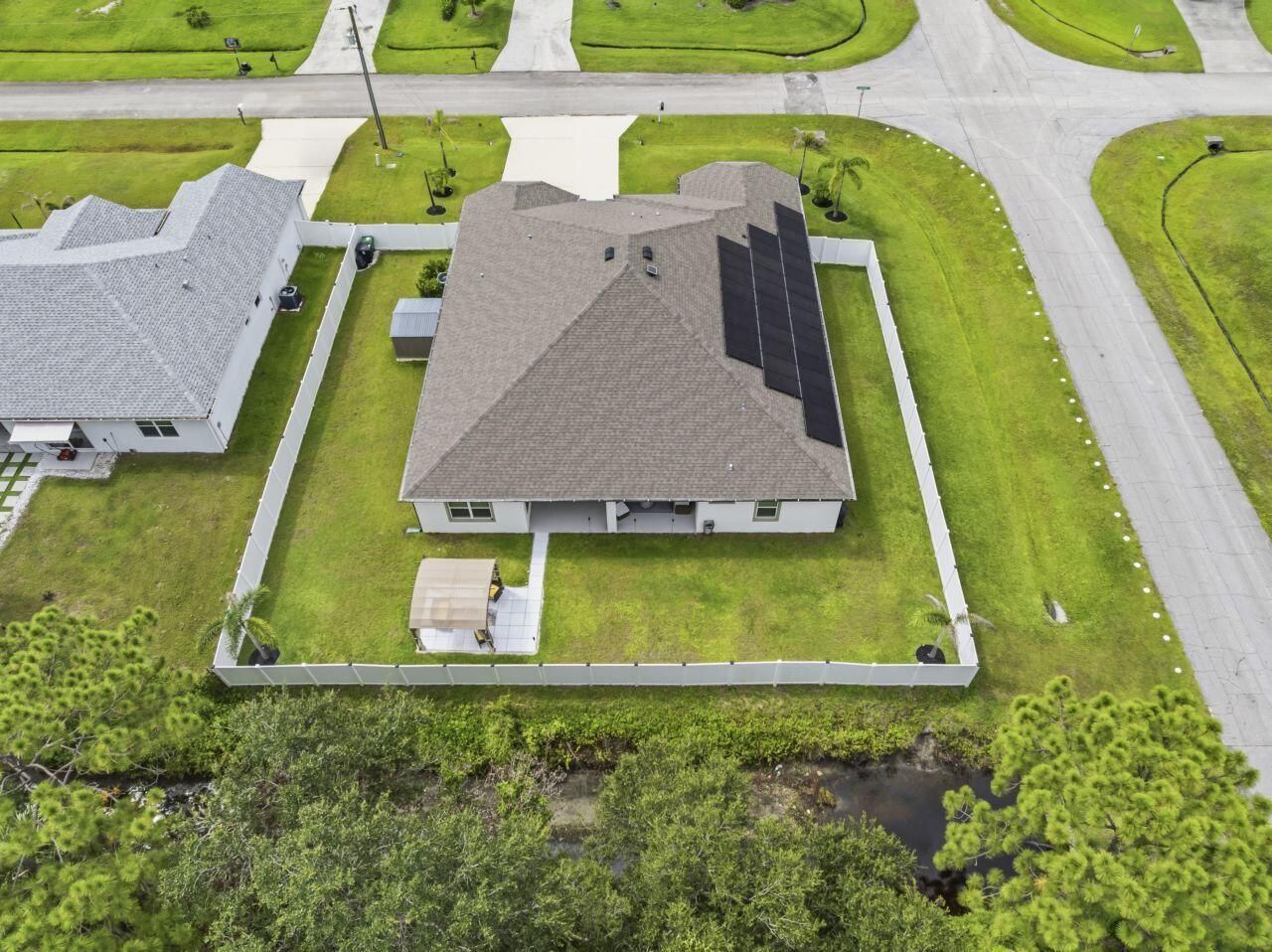 179 SW De Gouvea Terrace, Port Saint Lucie, FL 34984 Photo