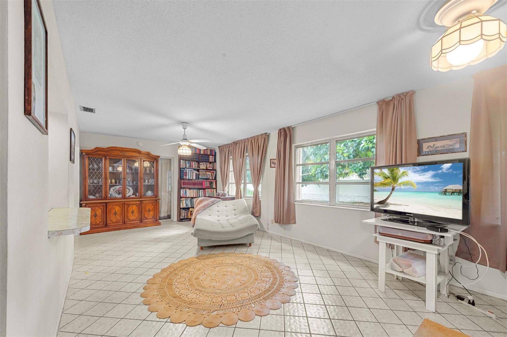 8604 NW 57th Court, Tamarac, FL 33321 Photo