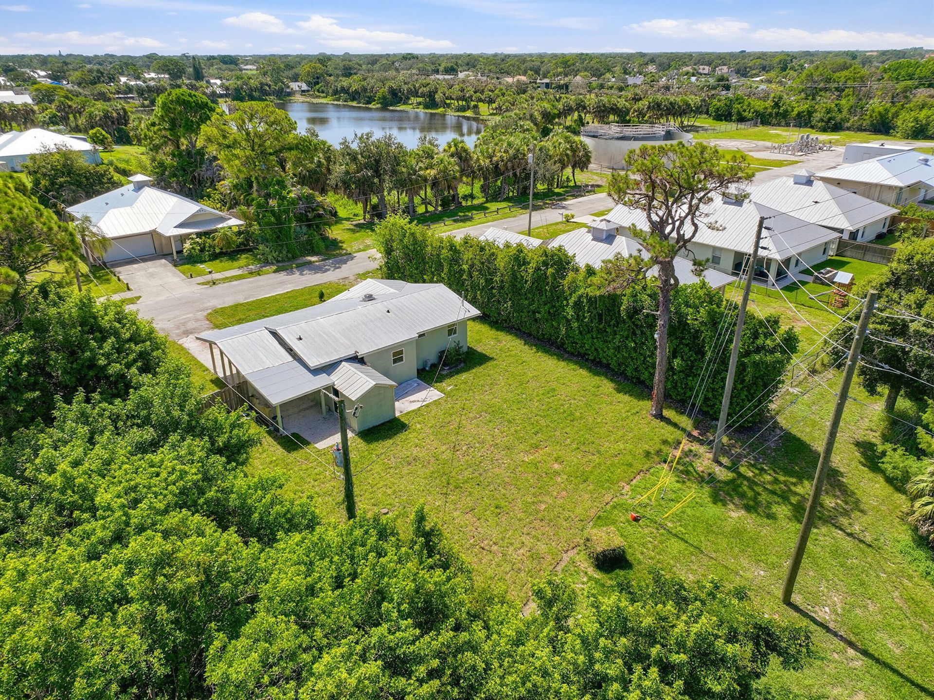 5926 SE Inez Avenue, Stuart, FL 34997 Photo