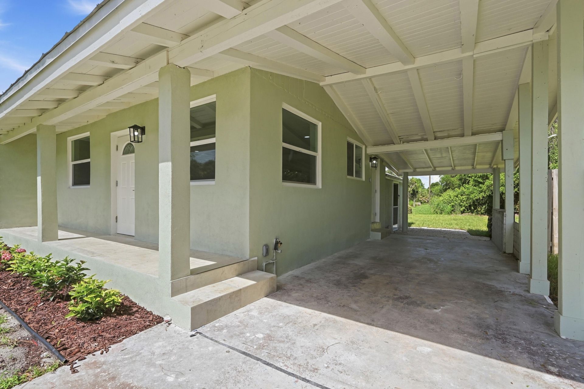 5926 SE Inez Avenue, Stuart, FL 34997 Photo