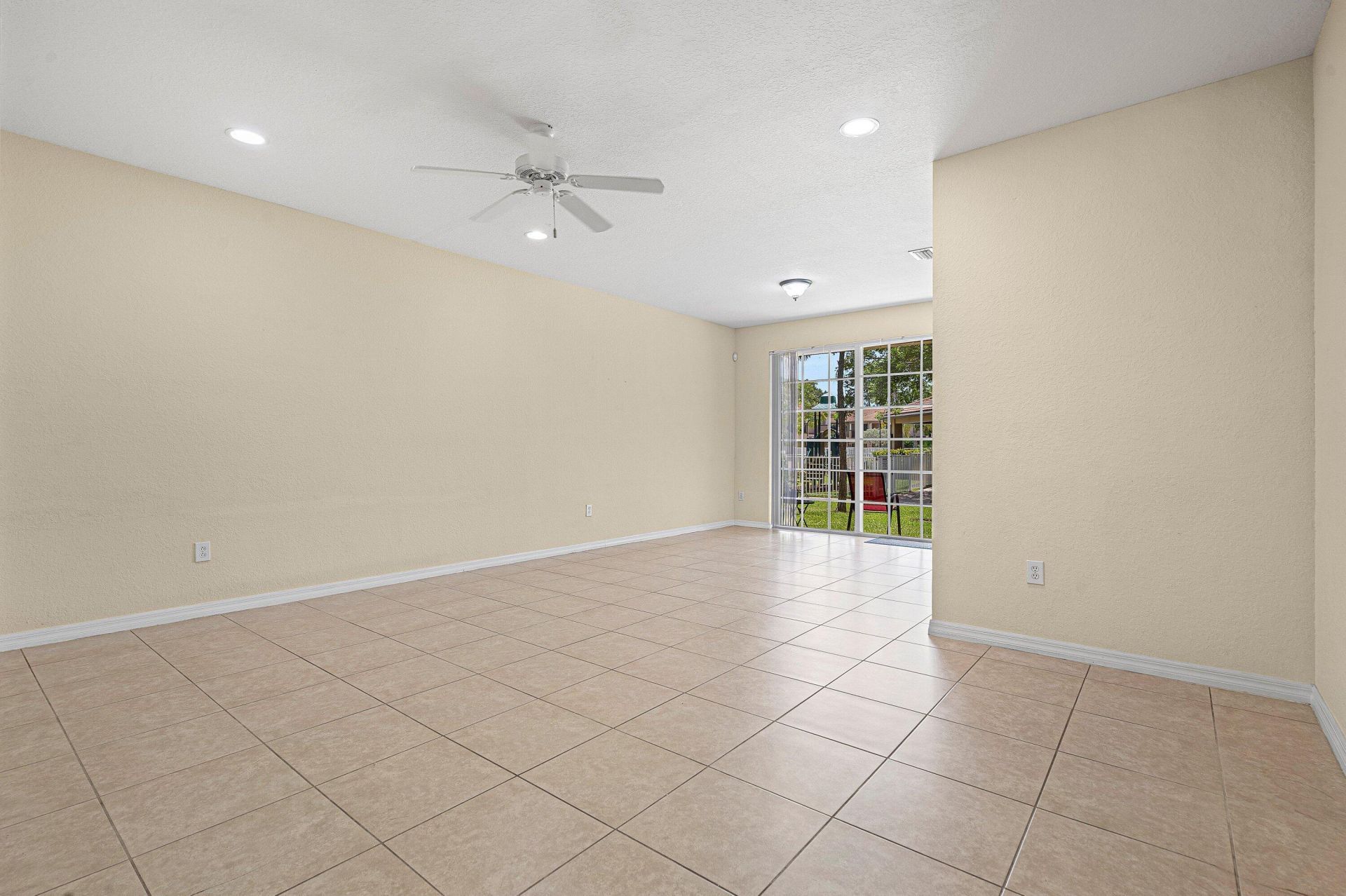 6272 S Military Trail, Unit 203, Lake Worth, FL 33463 Photo
