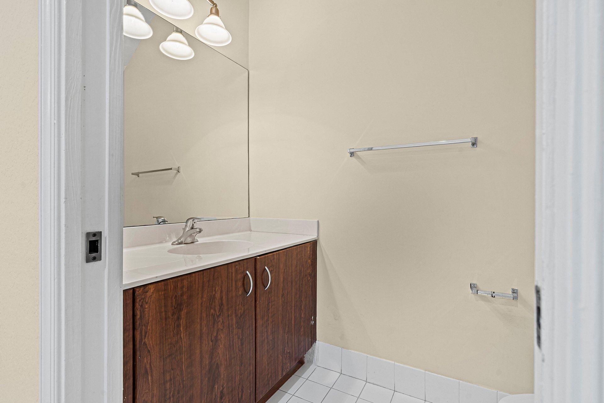 6272 S Military Trail, Unit 203, Lake Worth, FL 33463 Photo