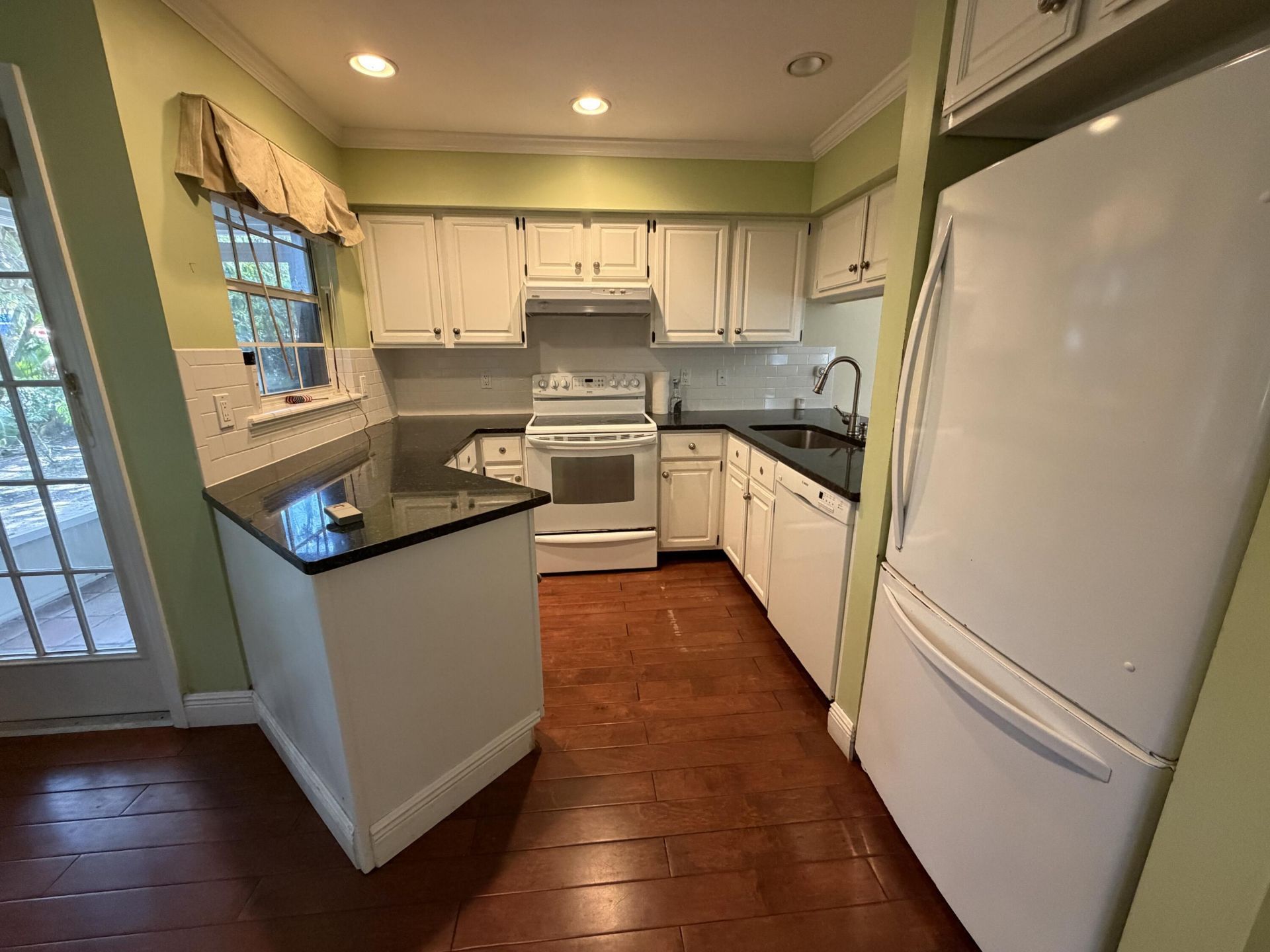1290 5th Place, Vero Beach, FL 32962 Photo