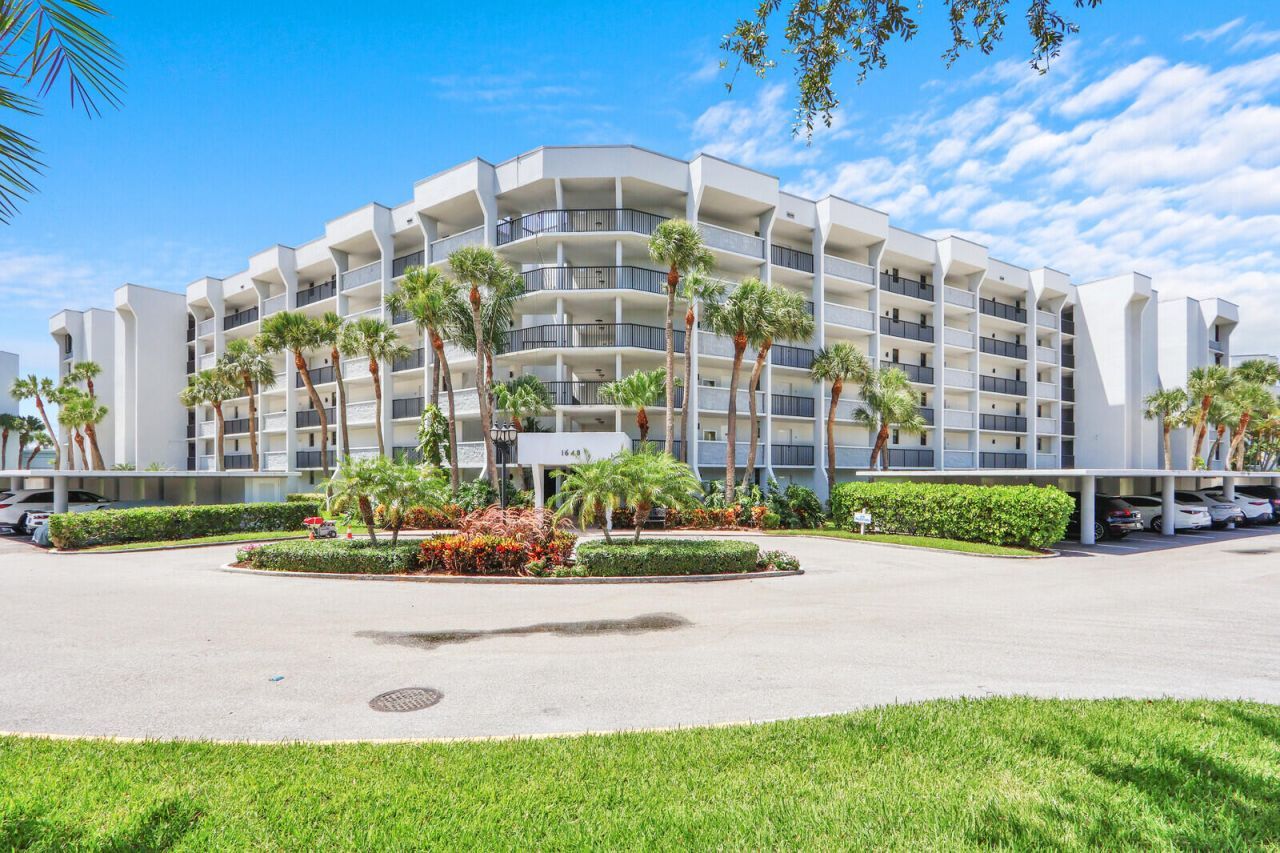 1648 Jupiter Cove Drive, Unit 214, Jupiter, FL 33469 Photo