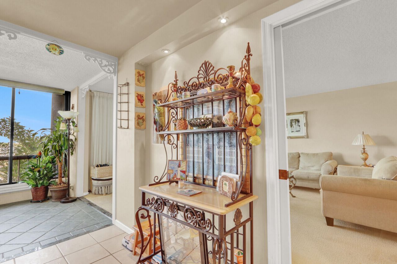 1648 Jupiter Cove Drive, Unit 214, Jupiter, FL 33469 Photo