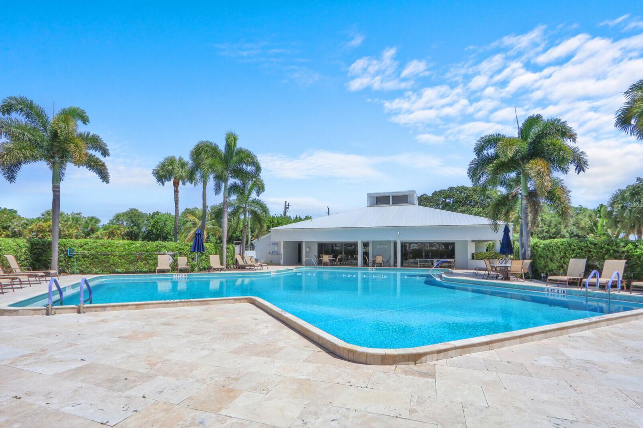 1648 Jupiter Cove Drive, Unit 214, Jupiter, FL 33469 Photo