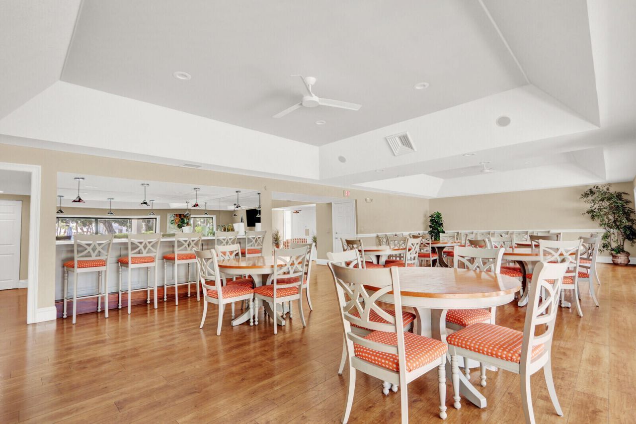 1648 Jupiter Cove Drive, Unit 214, Jupiter, FL 33469 Photo