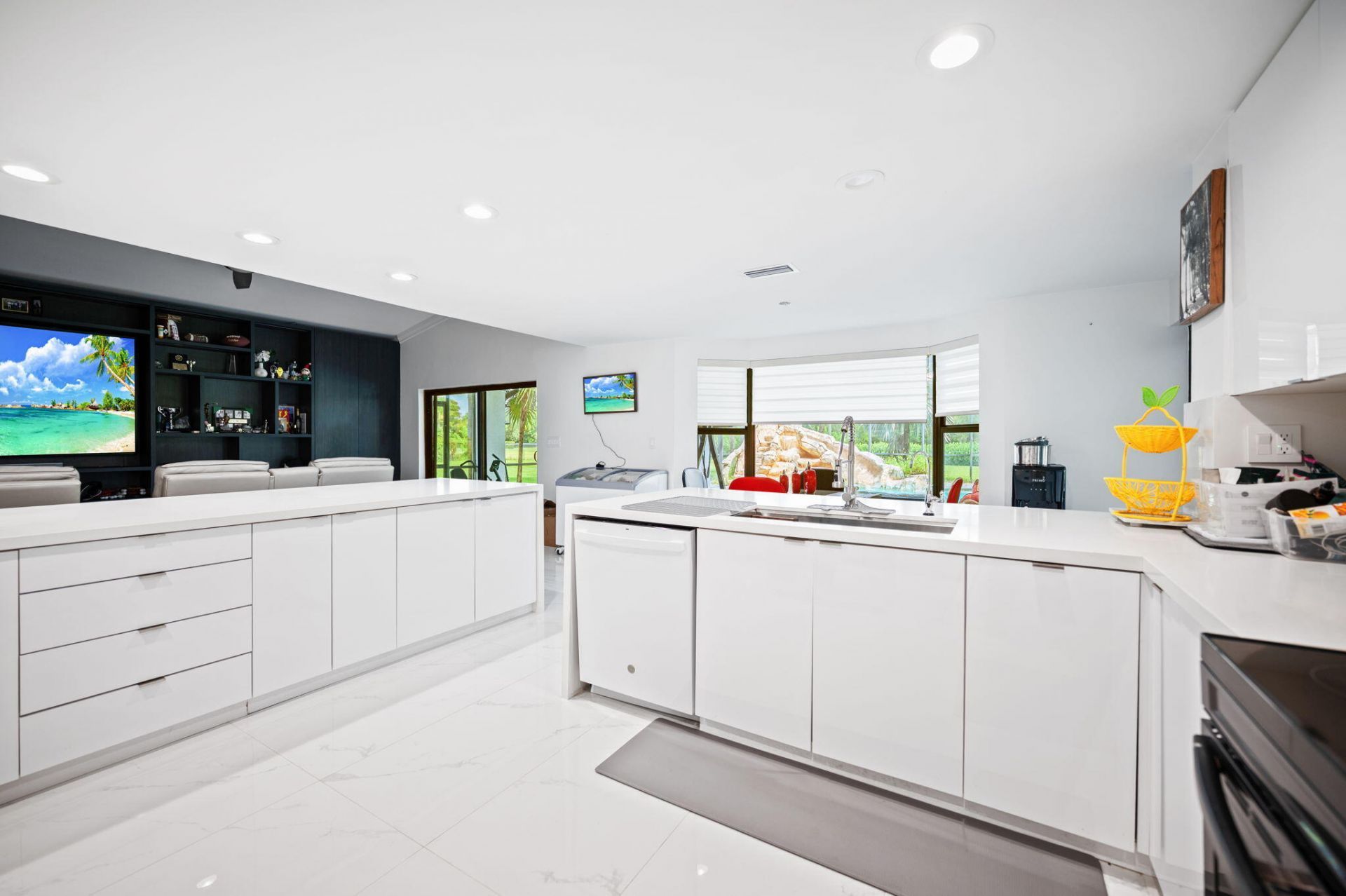 10641 SW 37th Place, Davie, FL 33328 Photo
