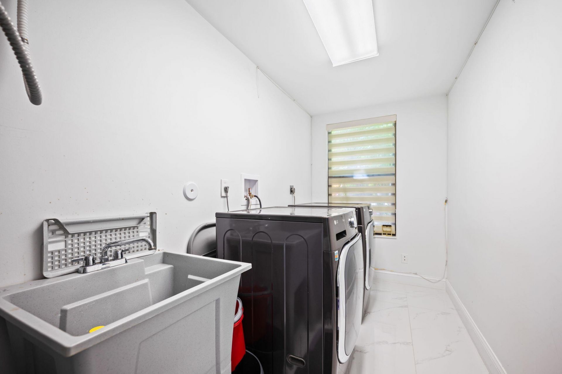 10641 SW 37th Place, Davie, FL 33328 Photo